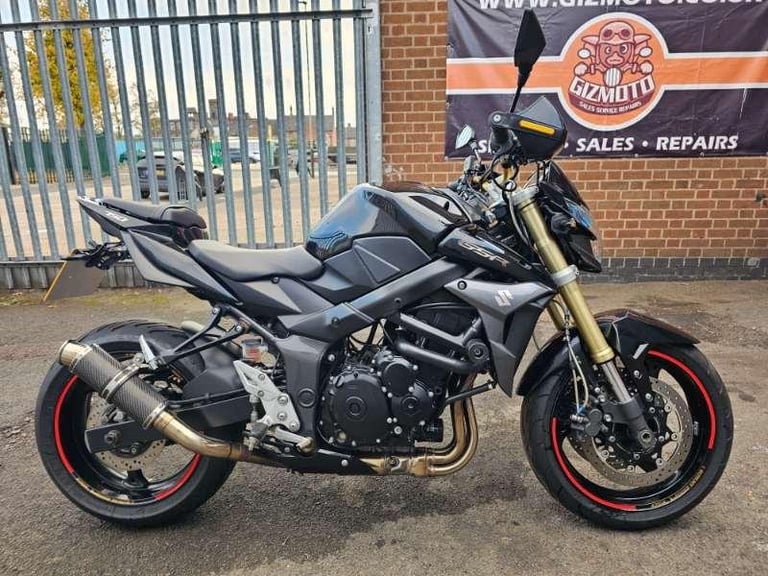 Suzuki GSR750 L1 '2011' HEATED GRIPS - CARBON SILENCER