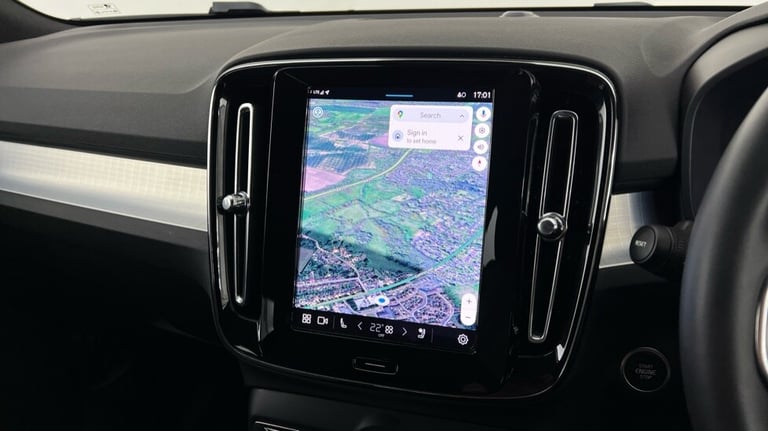 2024 Volvo XC40 Plus, B4 Mild hybrid, Petrol, Dark Estate Petrol Automatic