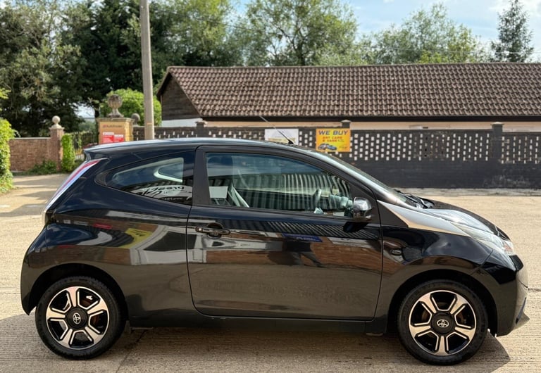 2014 Toyota Aygo 1.0 VVT-i x-clusiv Euro 5 3dr Euro 5 Petrol