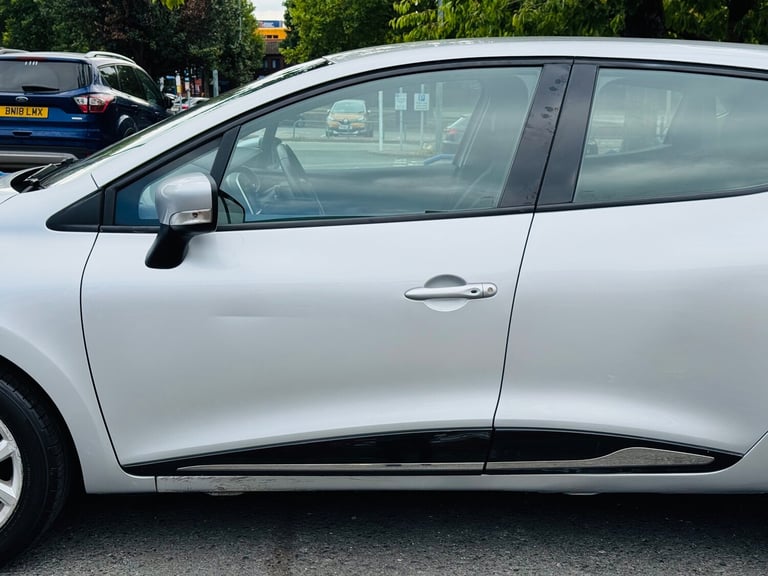 2016 Renault Clio DYNAMIQUE NAV DCI 5-Door Diesel