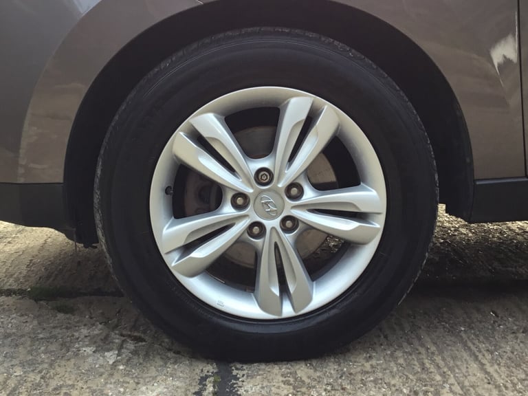 2013 Hyundai Ix35 1.7 CRDi Premium 5dr 2WD ESTATE Diesel Manual