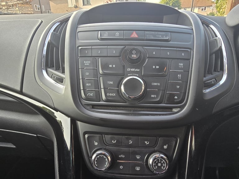 ULEZ FREE!! 2016 VAUXHALL ZAFIRA 1.4 PETROL ENGINE MANUAL 