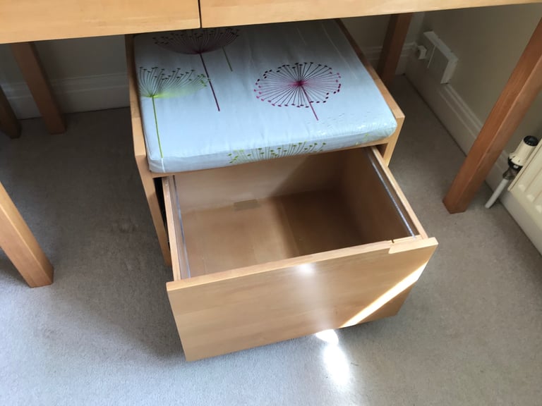 Desk with storage stool 