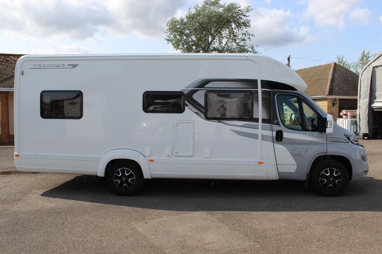 Auto-Trail Tracker RB DIESEL MANUAL 2024/24