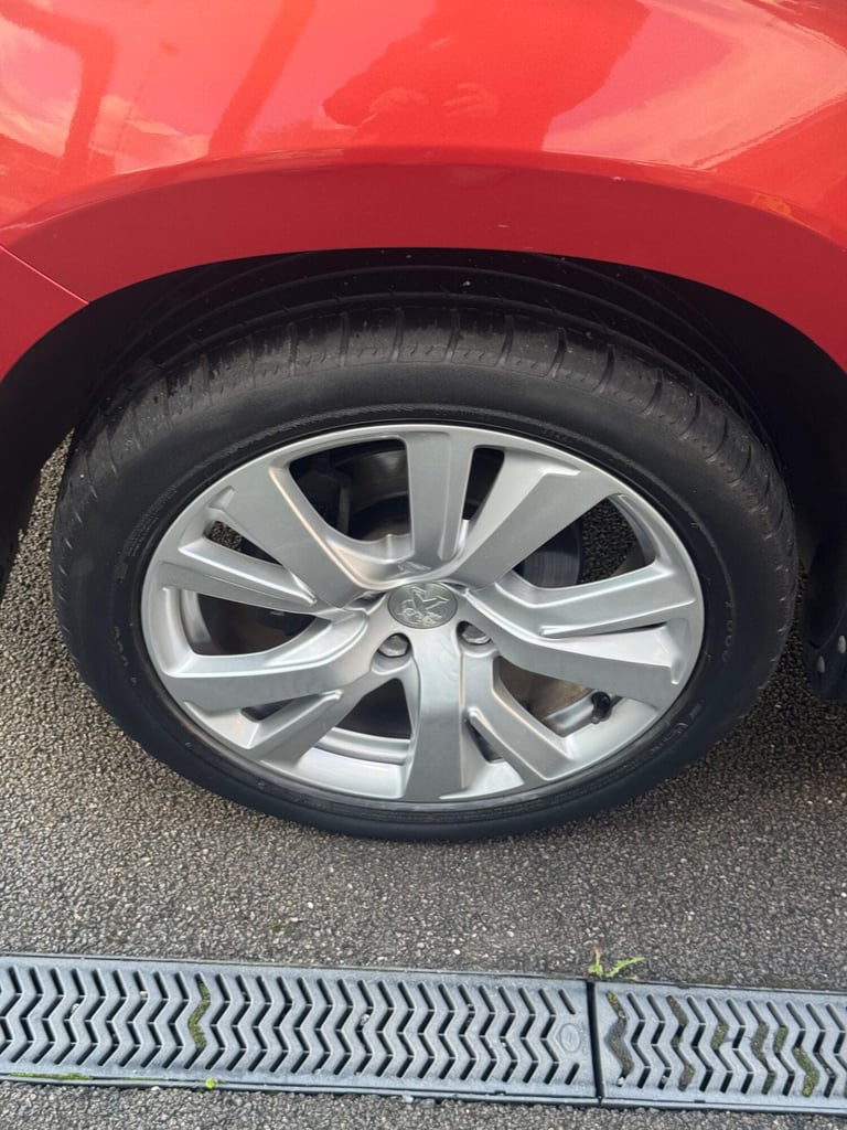 2014 Peugeot 2008 1.6 VTi Feline Euro 5 5dr (Mistral) HATCHBACK Petrol Manual