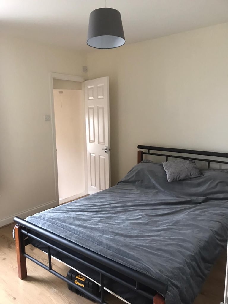 THREE BEDROOM HOUSE TO RENT GILLINGHAM 