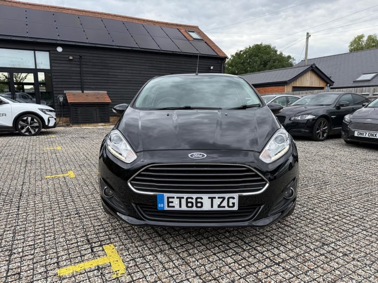 2017 Ford Fiesta 1.0T EcoBoost Zetec Euro 6 (s/s) 5dr HATCHBACK Petrol Manual