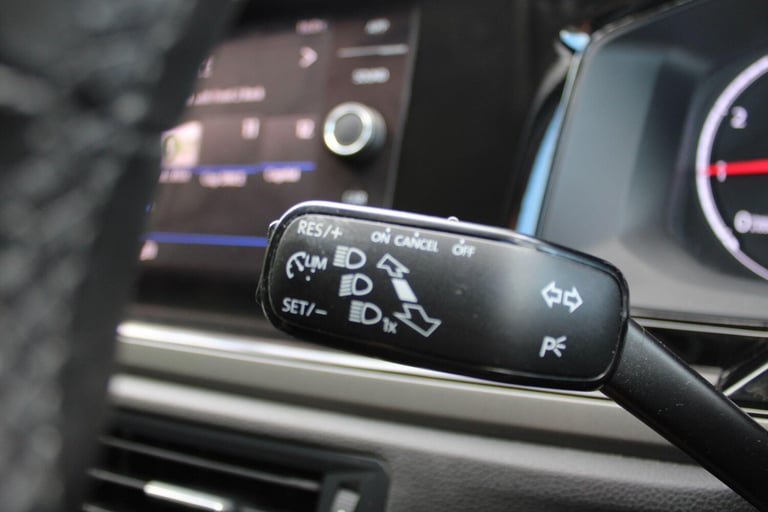 2018 Volkswagen Polo 1.0 TSI SE Euro 6 (s/s) 5dr HATCHBACK Petrol Manual