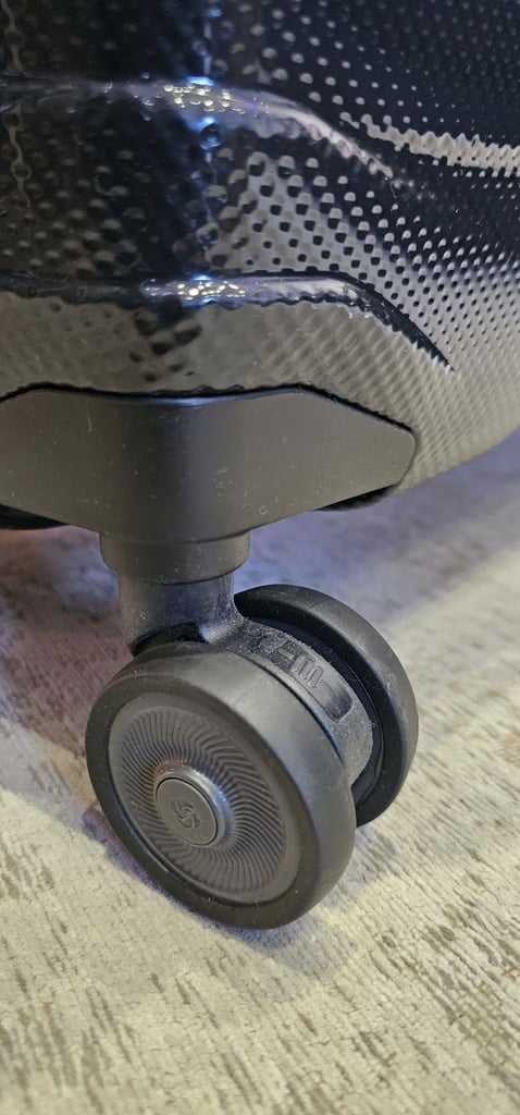 *BRAND NEW* Samsonite suitcases - Proxis Spinner series - various sizes - Roxkin - RRP £400+ Each