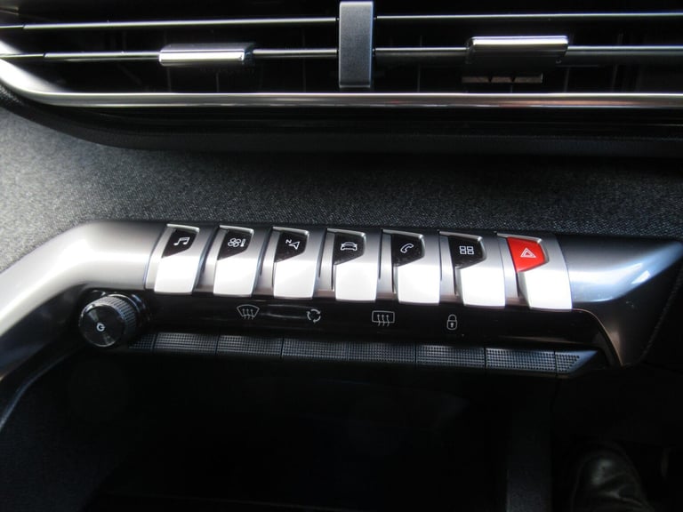 2018 Peugeot 3008 1.5 BlueHDi Allure Euro 6 (s/s) 5dr HATCHBACK Diesel Manual