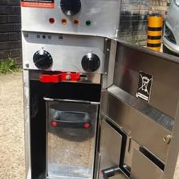 Valentine EVO 250 - Electric Fryer Single Basket, Single Phase 7.5 kW Serviced Restaurant