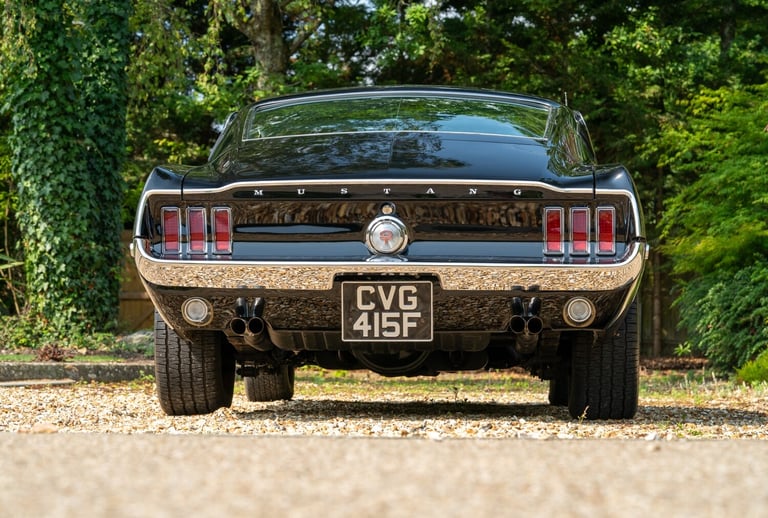 2022 Ford Mustang 390 cu 6.3 litre  V8 GT Fastback  Coupe Petrol Manual