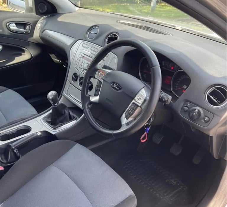 Ford, MONDEO, Hatchback, 2008, Manual, 1596 (cc), 5 doors