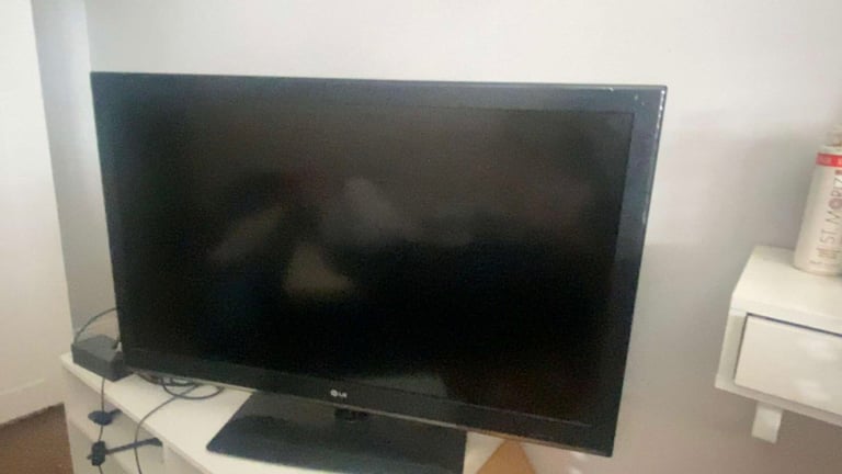 40 inch LG tv 