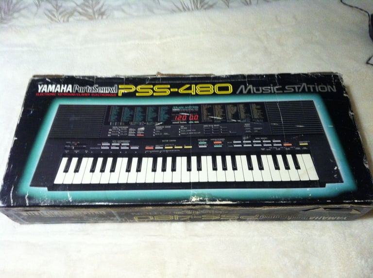 YAMAHA PSS-480 SYNTHESIZER