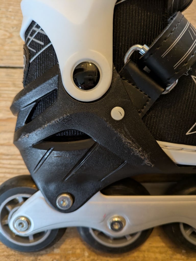 SFR Pulsar inline skate adjustable size 12-2