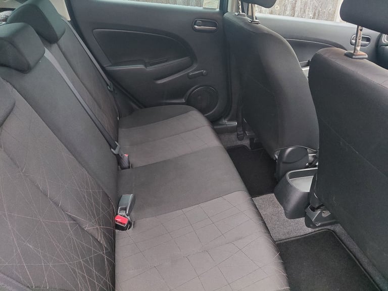 Mazda, 2, Hatchback, 2014, Manual, 1349 (cc), 5 doors