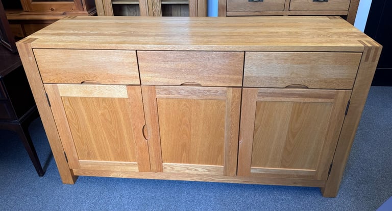 image for Solid oak modern sideboard in excellent condition 
