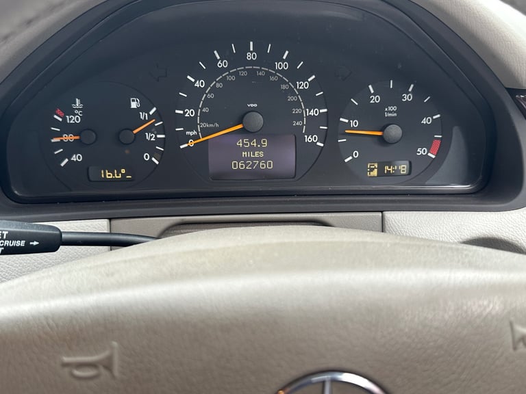 Mercedes-Benz, E CLASS, Saloon, 2001, Semi-Auto, 2155 (cc), 4 doors