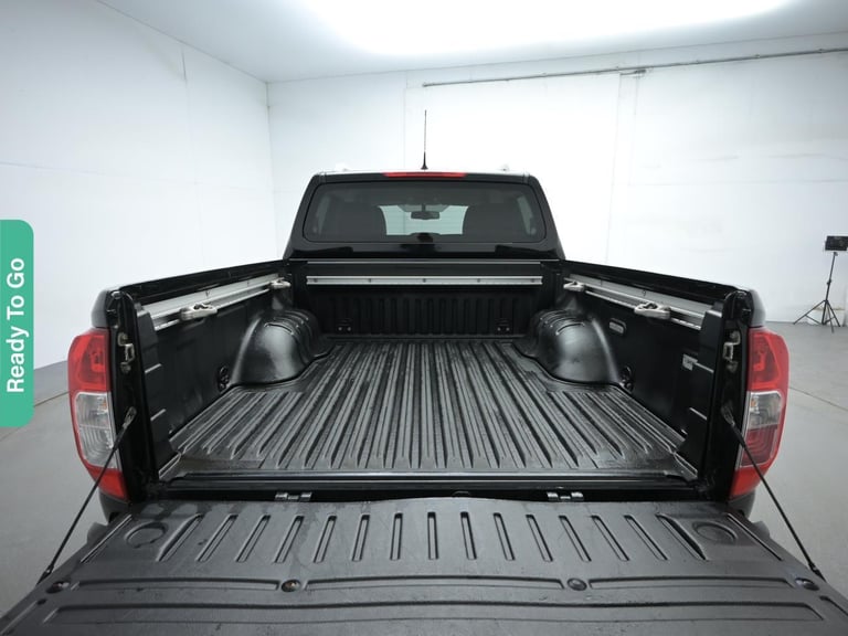 2021 Nissan Navara 2.3 dCi Tekna Pickup Double Cab 4dr Diesel Auto 4WD Euro 6 (190 ps) Pick Up DI...