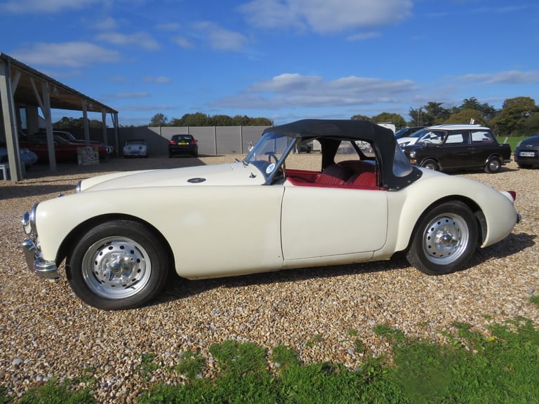1959 MG MGA ROADSTER Convertible Petrol Manual