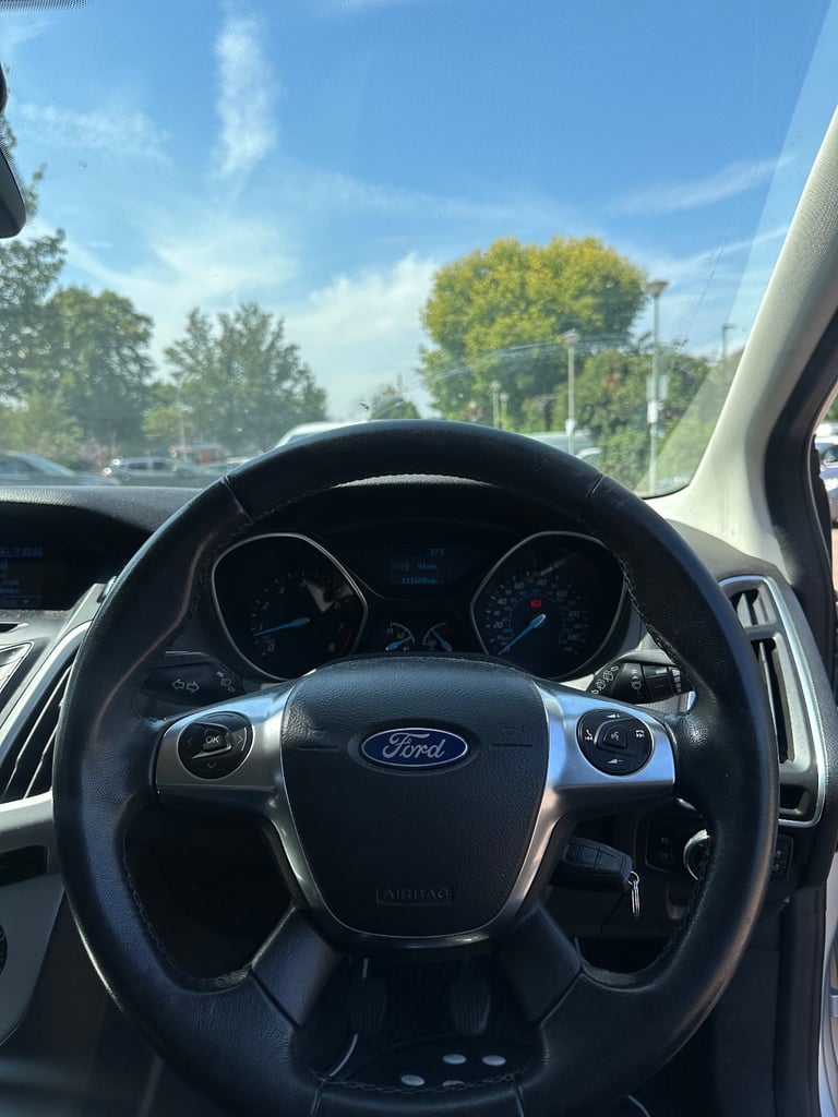 Ford, FOCUS, Hatchback, 2013, Manual, 998 (cc), 5 doors