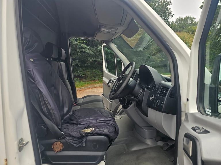 VOLKSWAGEN CRAFTER 2.0 LWB NO KNOCKS OR BANGS READY FOR WORK MOT 11/2026 NO VAT 