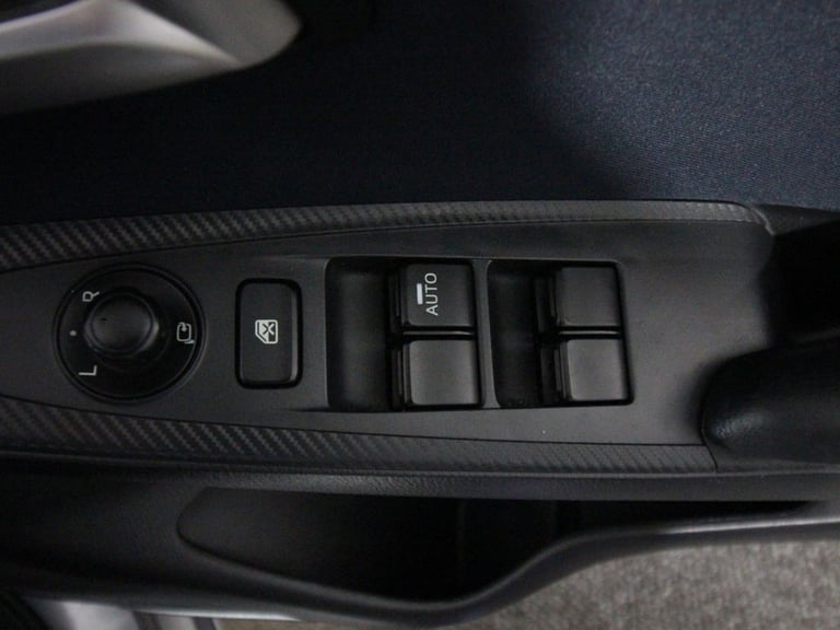 2015 Mazda Mazda2 1.5 SKYACTIV-G SE-L Hatchback 5dr Petrol Manual Euro 6 (s/s) (90 ps) Hatchback ...