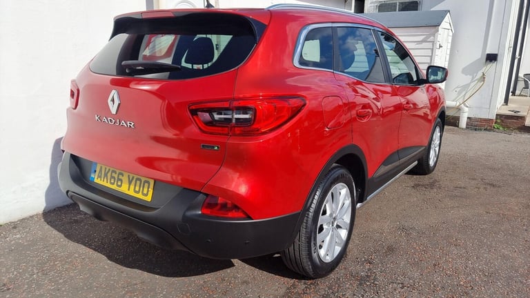 2016 Renault Kadjar 1.5 dCi Dynamique Nav Euro 6 (s/s) 5dr HATCHBACK Diesel Manual