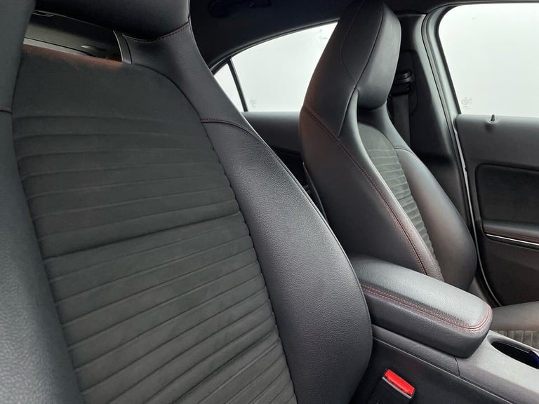 2017 Mercedes-Benz A-Class 1.6 A180 AMG Line (Premium) Hatchback 5dr Petrol 7G-DCT Euro 6 (s/s) (...