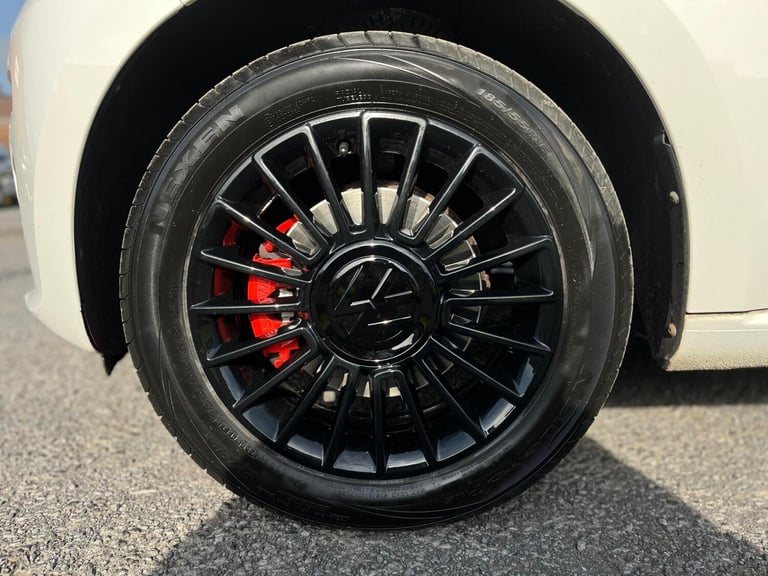 2015 Volkswagen up! 1.0 High up! Euro 5 5dr HATCHBACK Petrol Manual