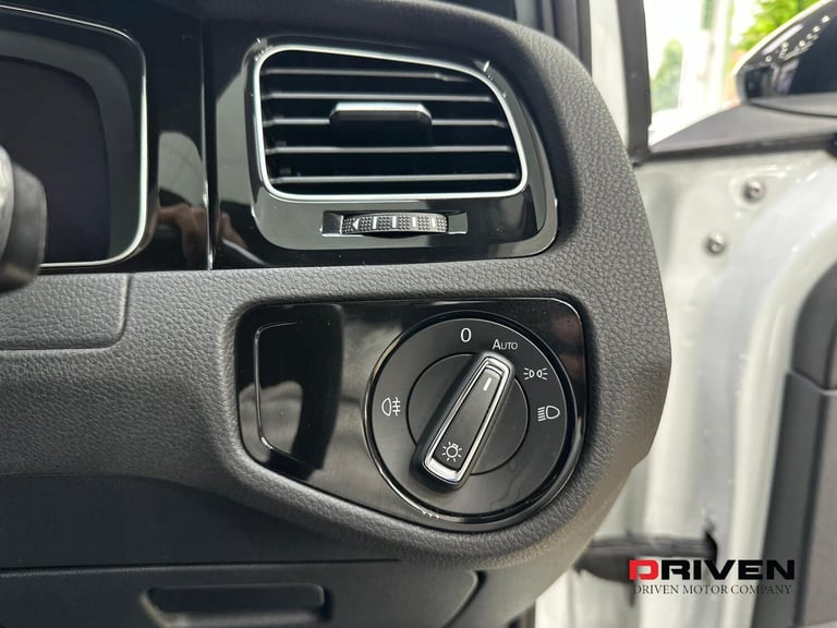 2018 Volkswagen Golf 2.0 TSI 310 R 5dr 4MOTION DSG HATCHBACK Petrol Automatic