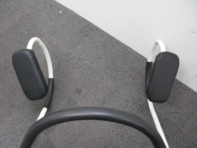 Ab Trimmer with Headrest