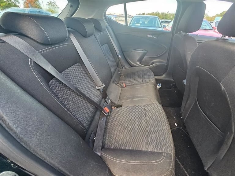 2018 Vauxhall Astra 1.0i Turbo ecoTEC SRi Nav Hatchback 5dr Petrol Manual Euro 6 (s/s) (105 ps) H...