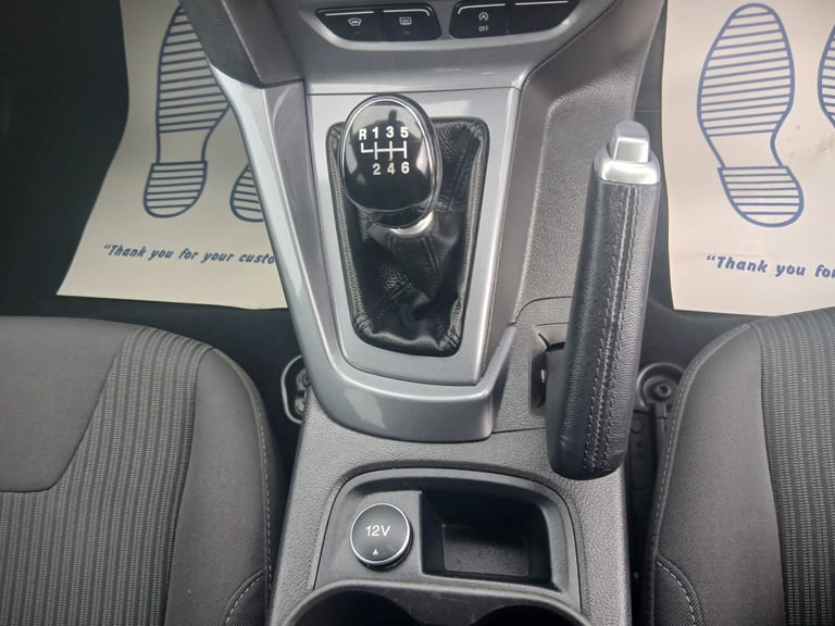 2014 Ford Focus 1.0 125 EcoBoost Titanium Navigator 5dr HATCHBACK Petrol Manual