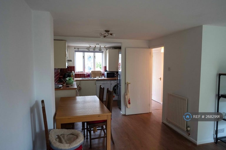 3 bedroom house in Ablett Close, Oxford, OX4 (3 bed) (#2682991)