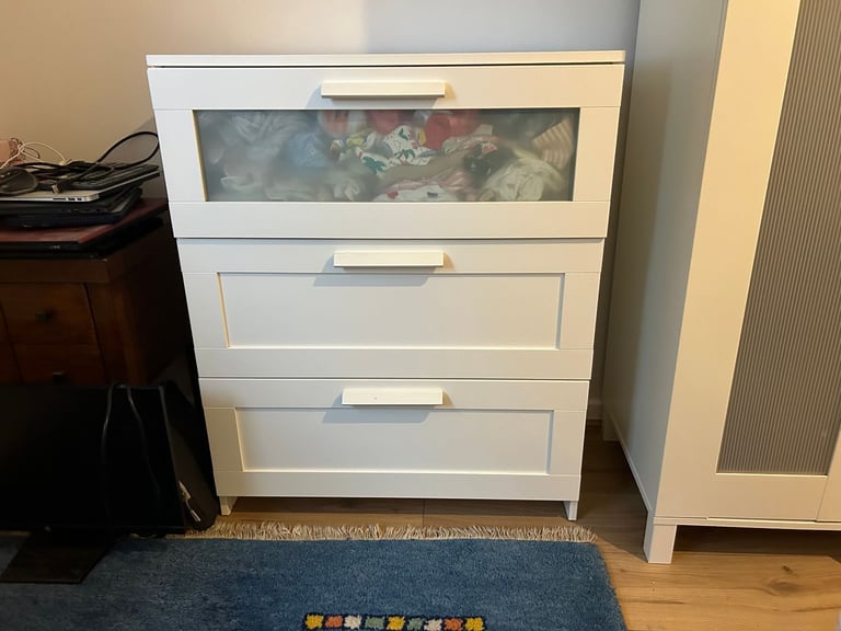 image for white ikea malm chest of drawers
