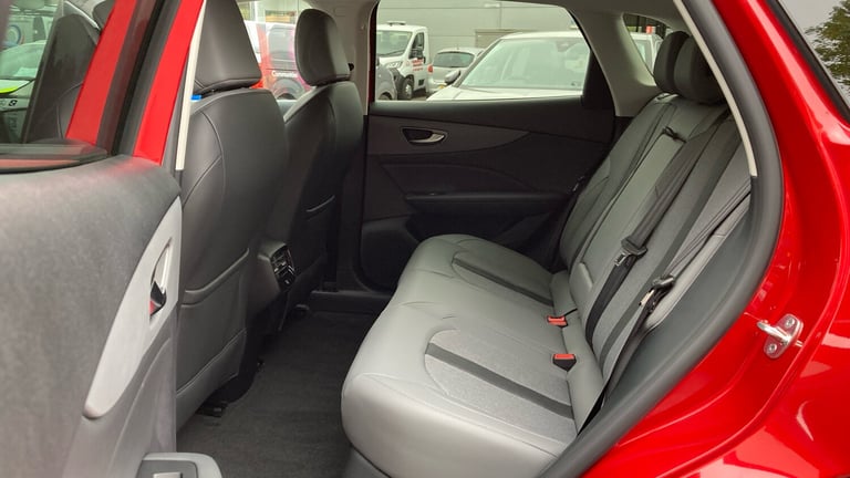 2025 MG MGS5 170kW Trophy EV Long Range 64kWh 5dr Auto Electric Estate Estate Electric Automatic