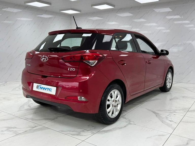 2016 Hyundai i20 1.2 SE Hatchback 5dr Petrol Manual Euro 6 (84 ps) F/S/H! 1 FORMER OWNER Hatchbac...