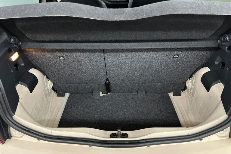 2017 SEAT Mii 64389 Hatchback Petrol Manual