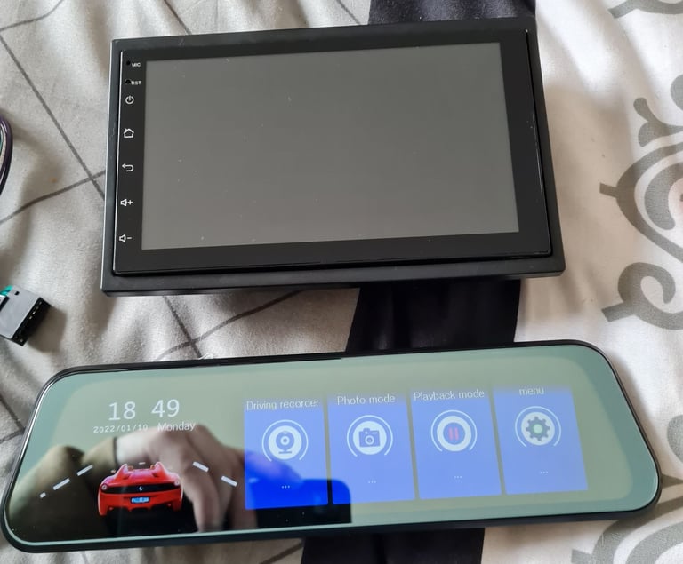 Head unit/ dash cam/additional cameras