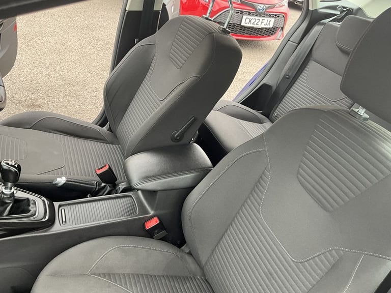 2018 Ford Focus 1.0T EcoBoost Titanium Hatchback 5dr Petrol Manual Euro 6 (s/s) (125 ps) Hatchbac...