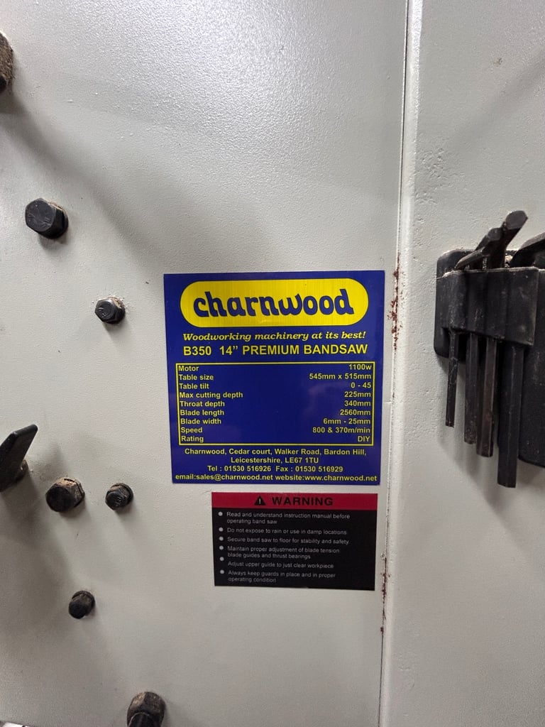 Charnwood B350 Woodworking Bandsaw with Wheeled Stand, And 4 Blades