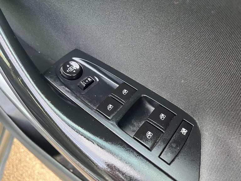 2016 Vauxhall Astra 1.6 CDTi ecoFLEX Design Euro 6 (s/s) 5dr Hatchback Diesel Manual