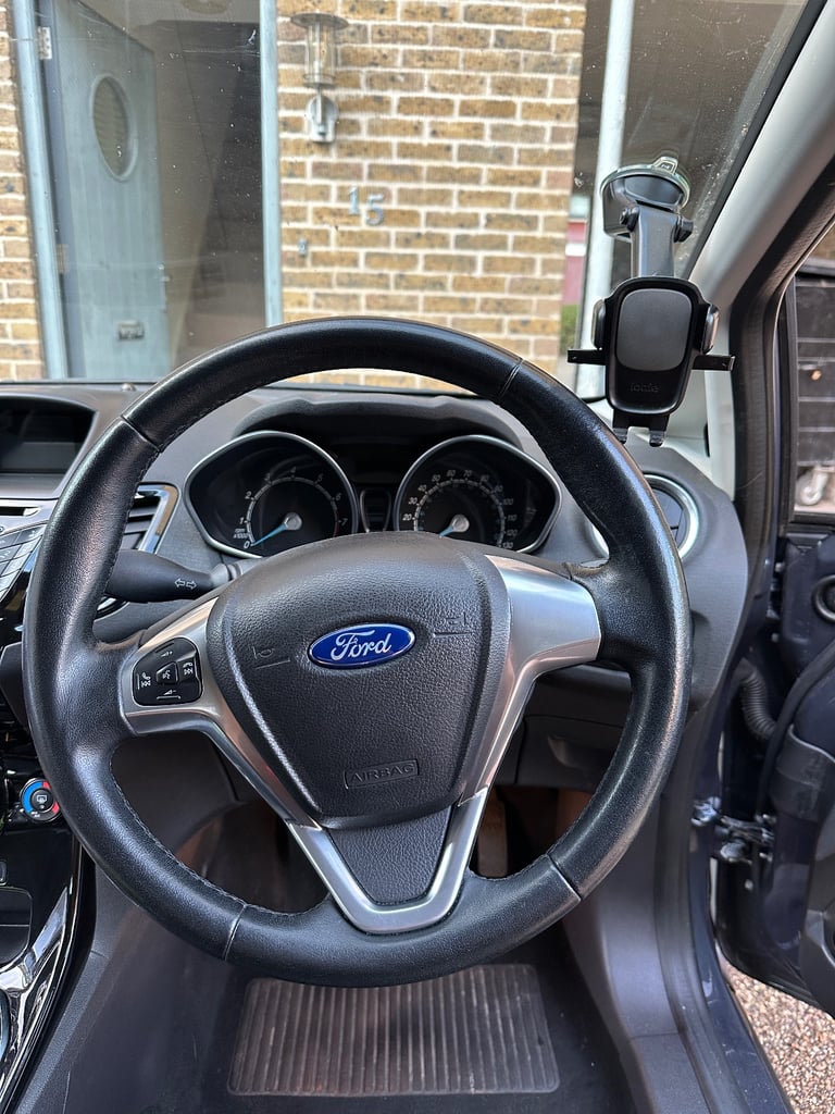 Ford, FIESTA, Hatchback, 2013, Manual, 1241 (cc), 5 doors