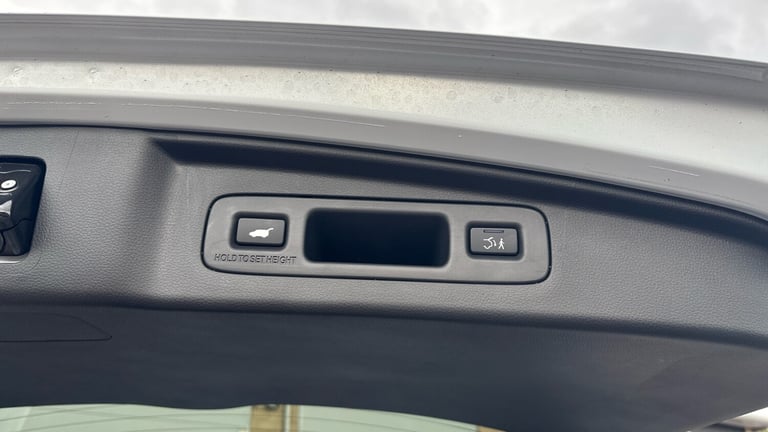 2025 Honda CR-V 2.0 ePHEV Advance Tech 5dr eCVT Estate Estate Hybrid Automatic