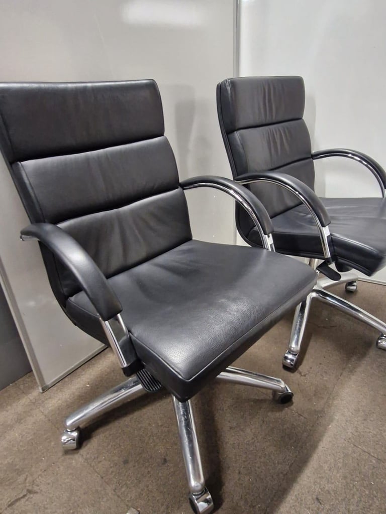 image for Office Furniture warehouse fullbranded furniture chairs desks cabinets monitors Free local delivery