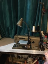 Industrial sewing machine 