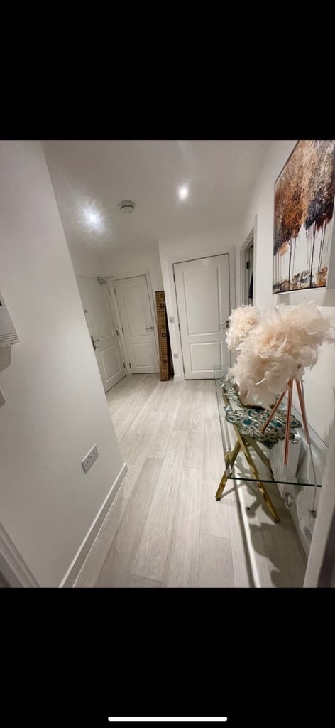 1 bedroom apartment with private balcony and parking space 