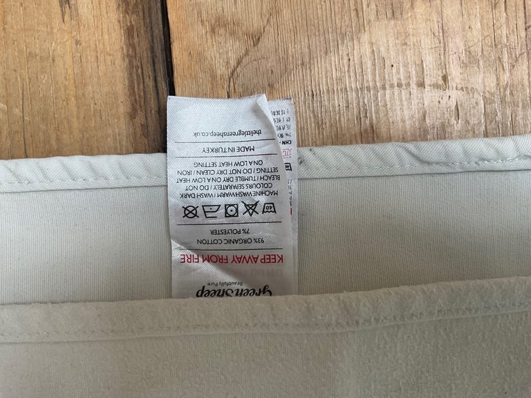 Green sheep organic cotton mattress protector